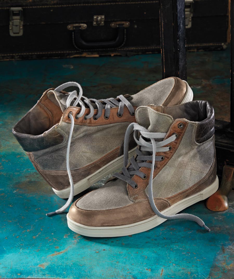 Kix <br> Hi-top Sneaker</br>